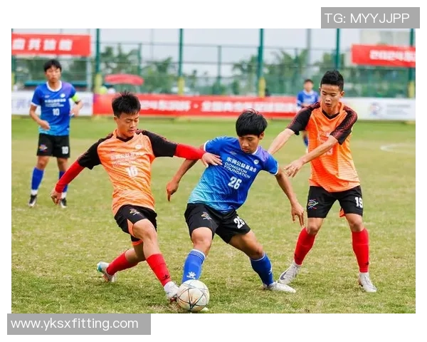 追逐足球梦想的艰辛与挑战如何让明星之路变得异常艰难